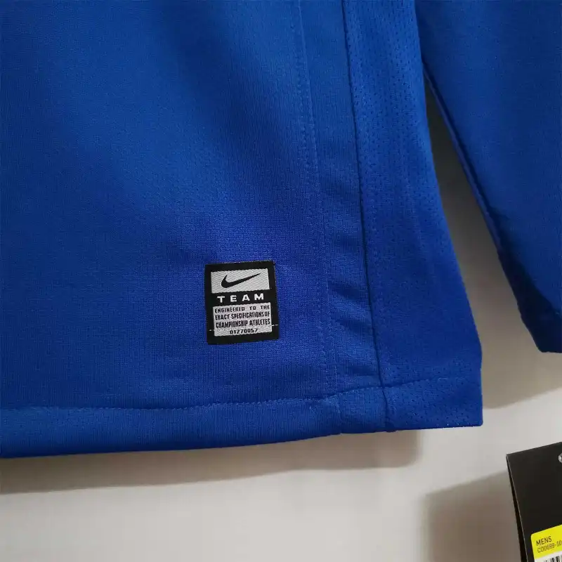 08-09 Manchester United Home Retro Jersey #7 Ronaldo Long Sleeve - Image 9