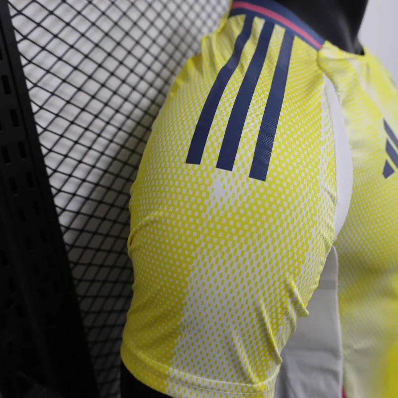 24-25 Juventus Away Soccer Jersey Player Version - Image 7