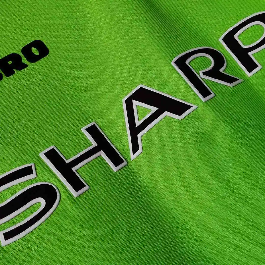 1998/99 Manchester United Retro Goalkeeper Jersey Long Sleeve - Image 6
