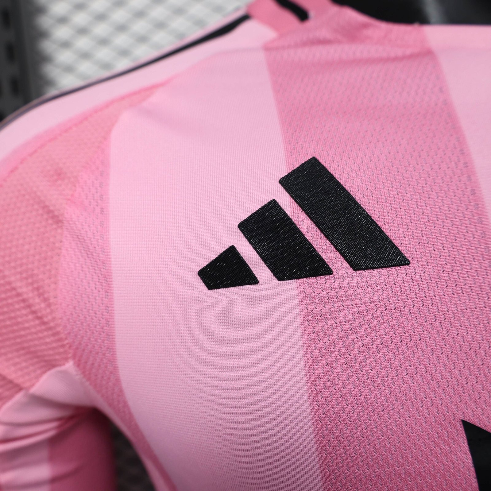 Inter Miami CF Home Pink Soccer Jersey Player Version Shirt Long sleeve 2025-26 - Image 3