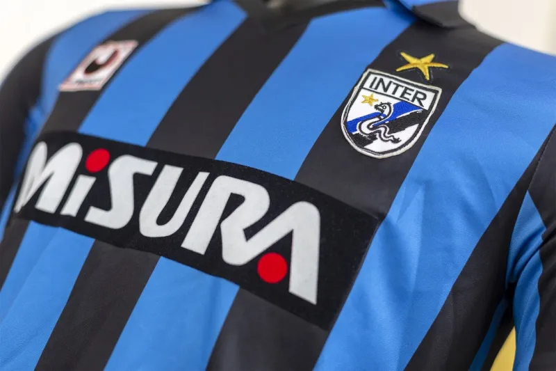 88-90 Inter Milan Retro Jersey Home - Image 3