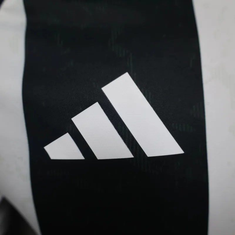 24-25 Juventus Home Soccer Jersey Player Version - Image 4