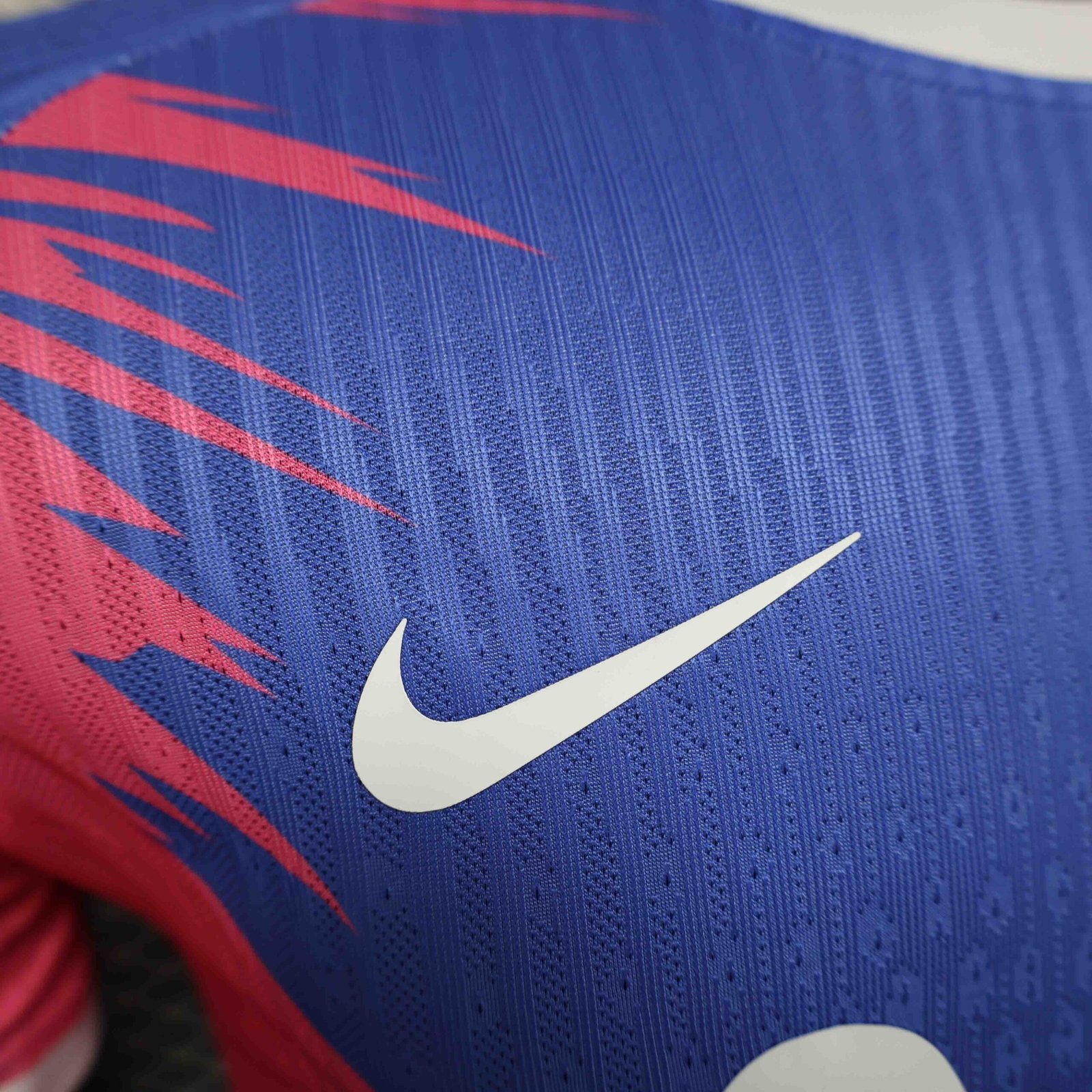 24-25 Player Tottenham Hotspur Special Edition Soccer Jersey - Image 5