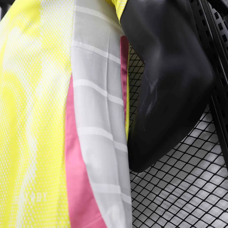 24-25 Juventus Away Soccer Jersey Player Version - Image 6