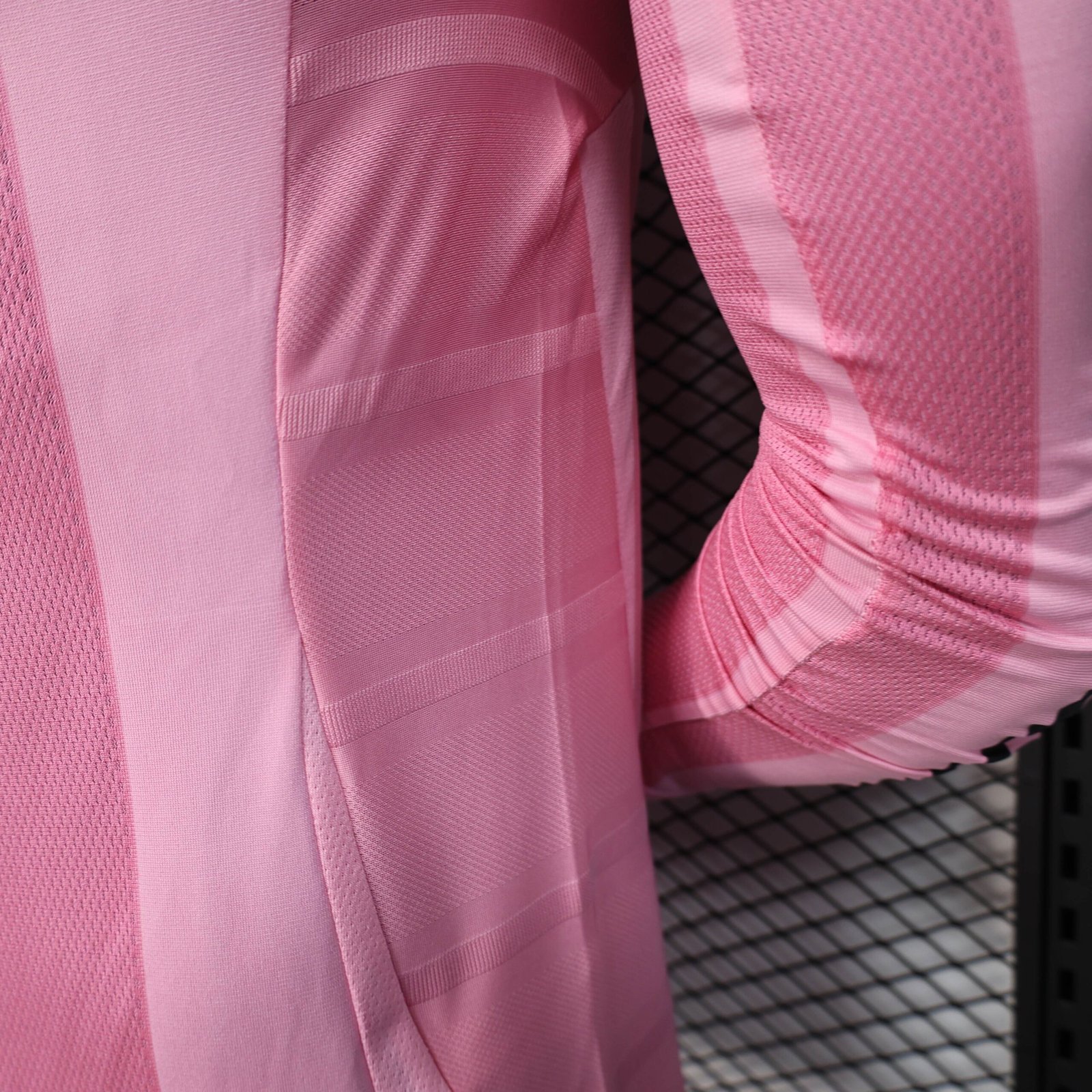 Inter Miami CF Home Pink Soccer Jersey Player Version Shirt Long sleeve 2025-26 - Image 5