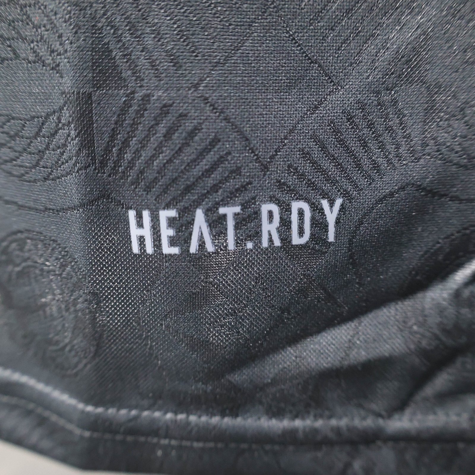 Adidas Men's FC Bayern Munich 125th Anniversary Shirt 25-26 - Image 7