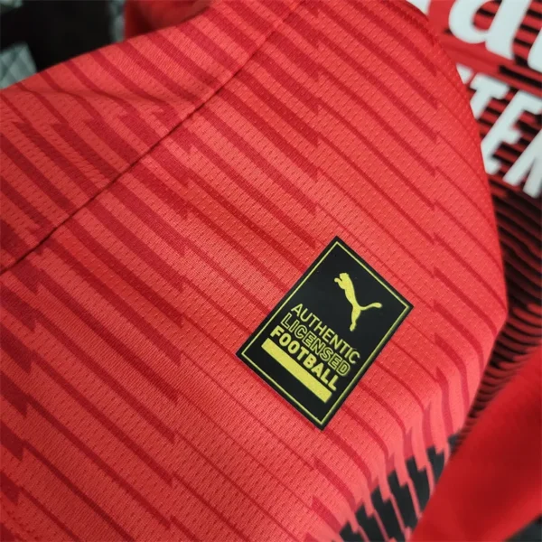 23-24 AC Milan Ibrahimovi? #11 Jersey Home - Image 5