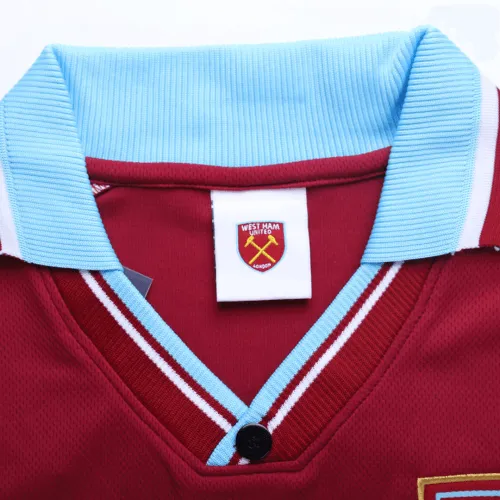 West Ham United 1999/01 Retro Jersey Home - Image 4