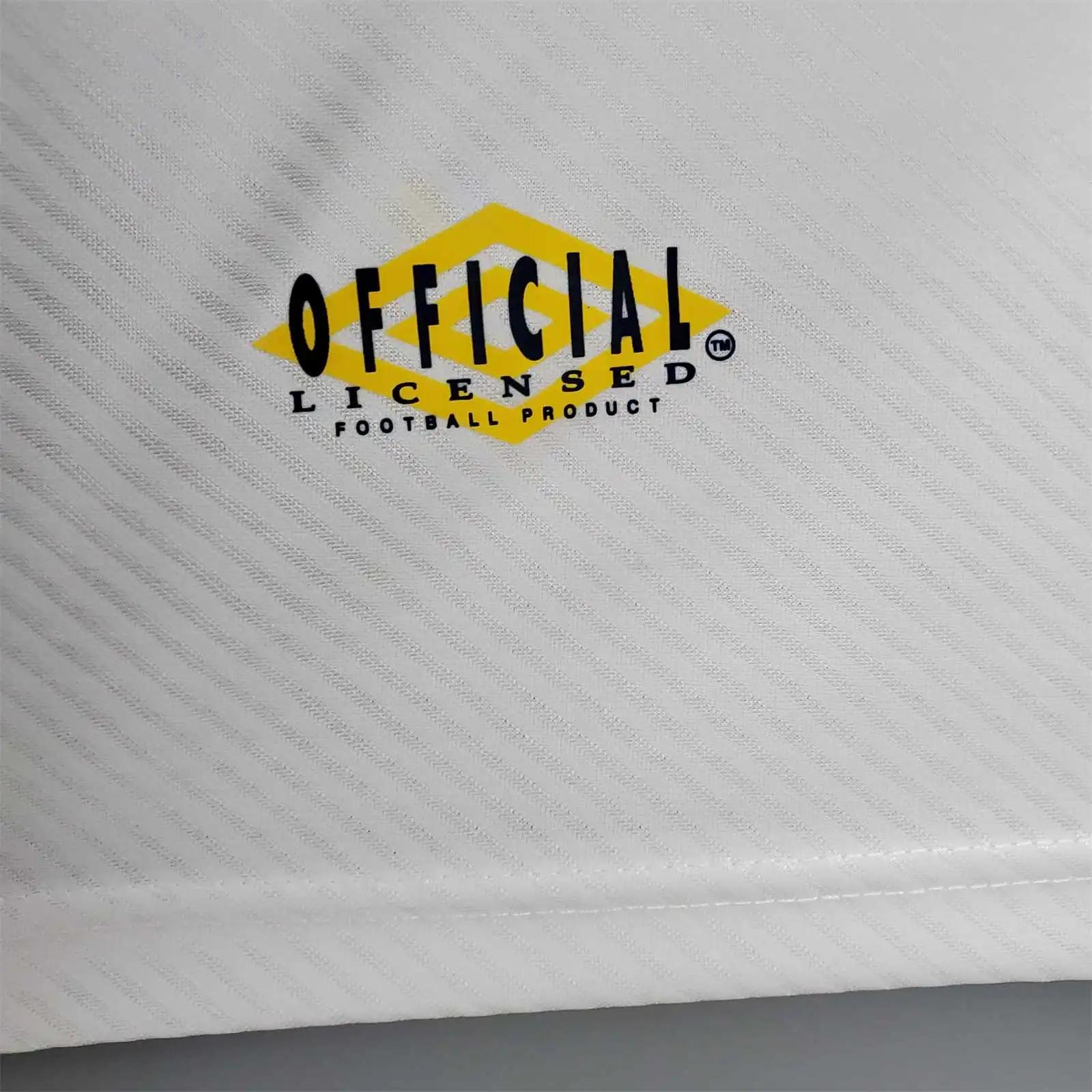 Tottenham Hotspur Retro Home Jersey 1994/95 - Image 7