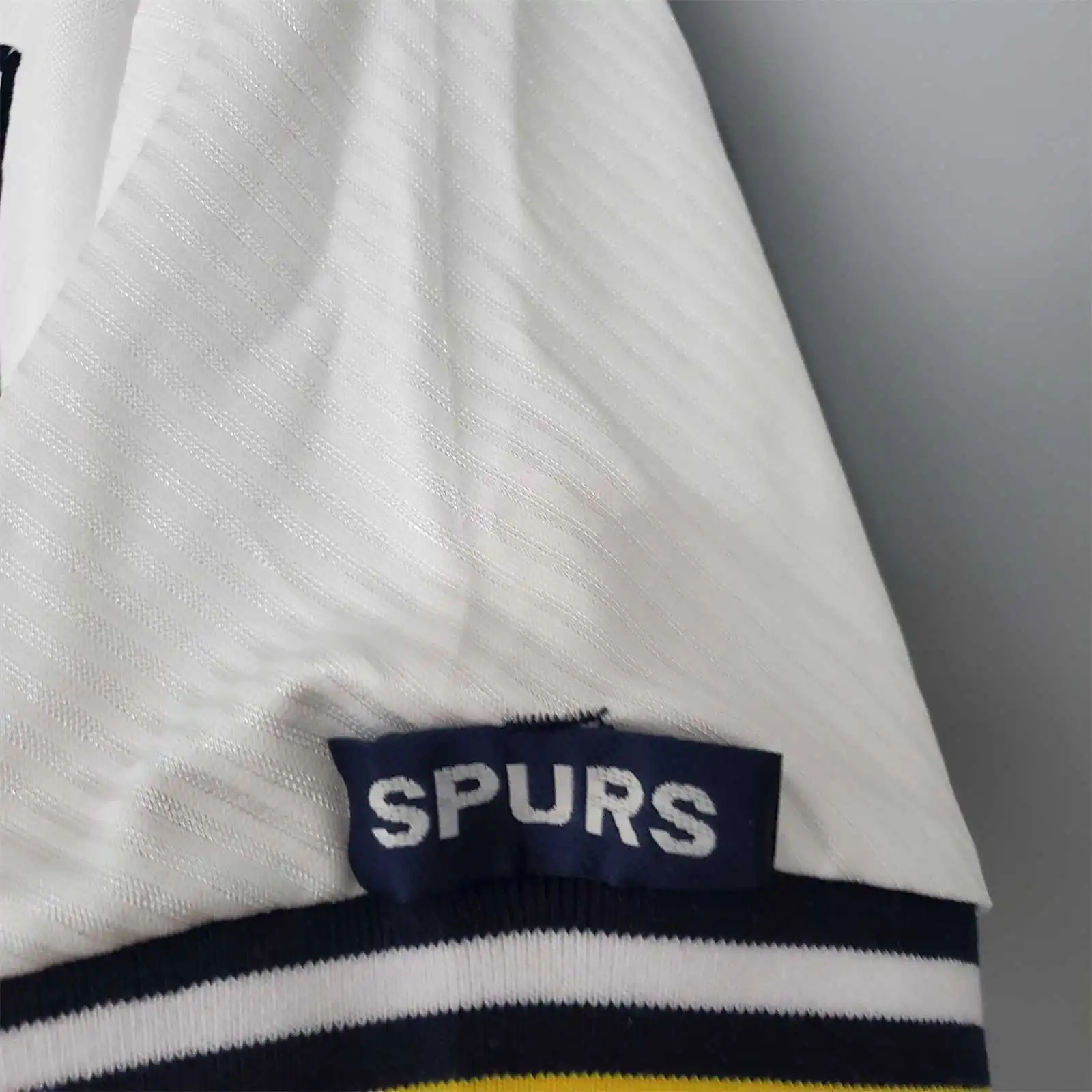 Tottenham Hotspur Retro Home Jersey 1994/95 - Image 6