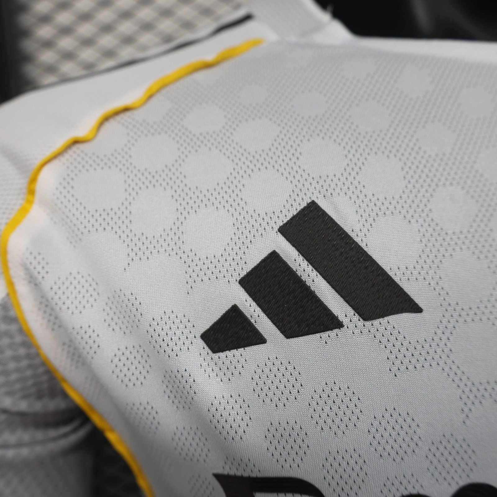 Home Soccer Jersey Player Version Shirt Long Sleeve 25-26 - Image 4