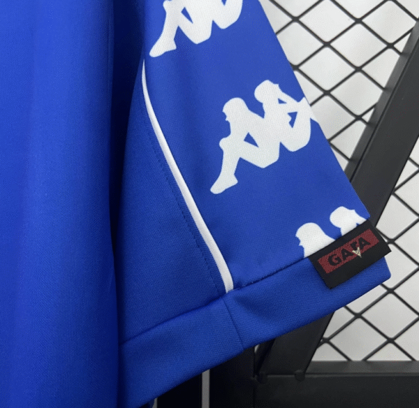 99/00 Retro Juventus Away Jersey - Image 7