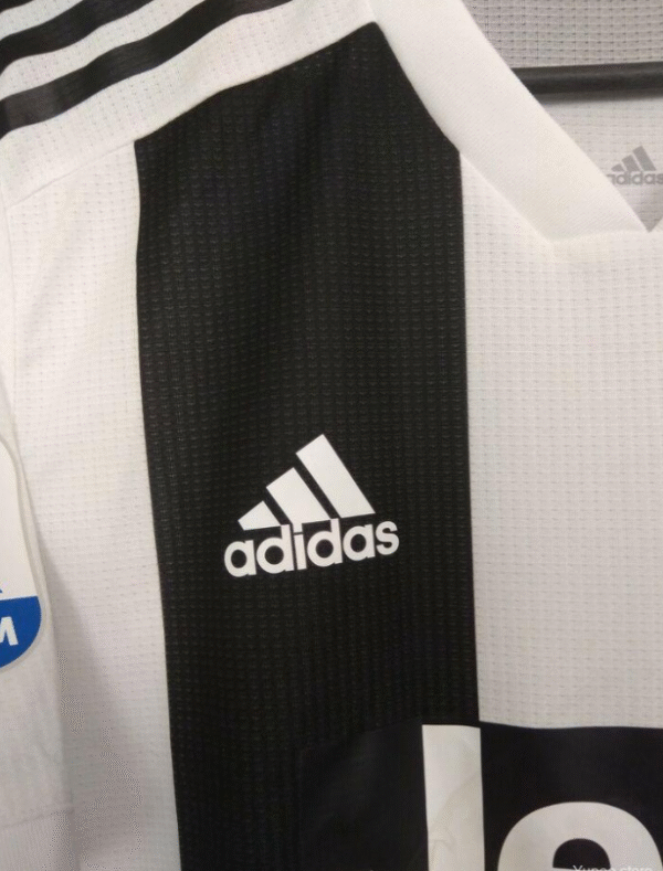 18/19 Juventus home retor jersey - Image 6