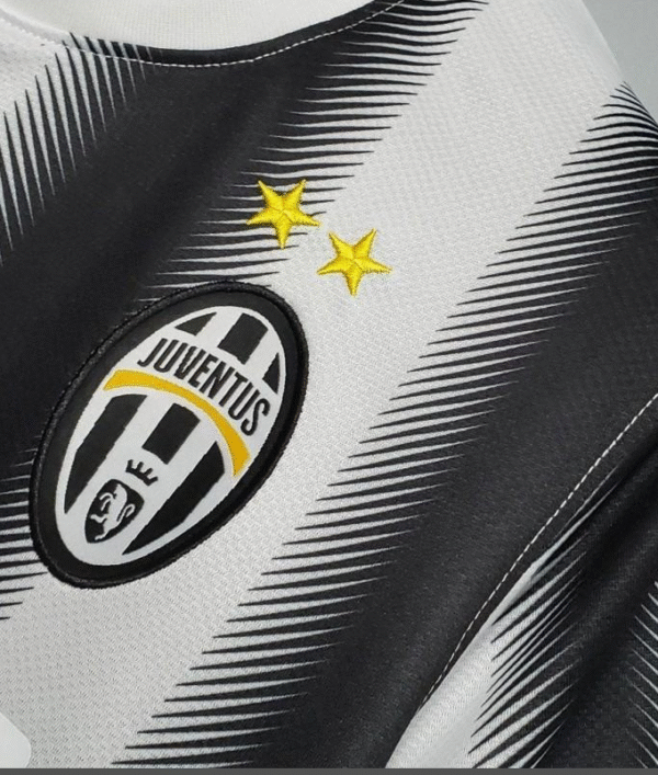 11/12 Juventus home retro jersey - Image 6