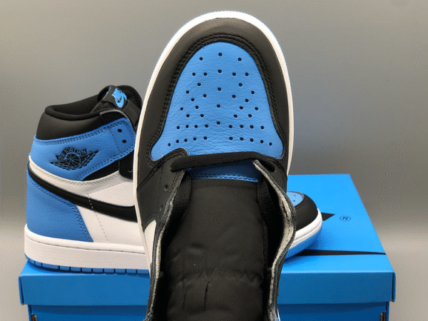 OG版 Air Jordan 1 High OG “UNC Toe”北卡黑脚趾(DEFE) - Image 8
