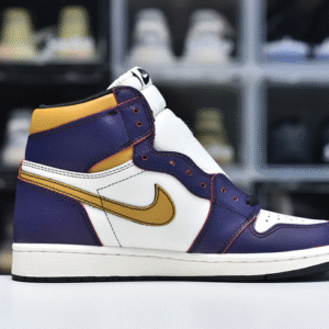 Jordan 1 Retro High OG Defiant SB LA to Chicago