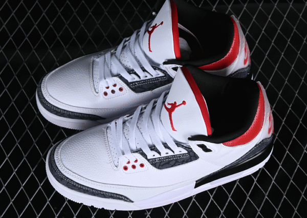 AIR JORDAN 3 RETRO DENIM SE WHITE∕FIRE RED∕BLACK - Image 10