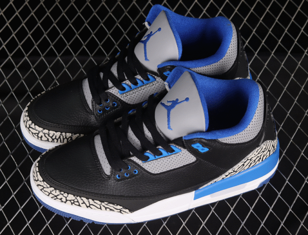 AIR JORDAN 3 RETRO VARSITY ROYAL∕VARSITY ROYAL - Image 9