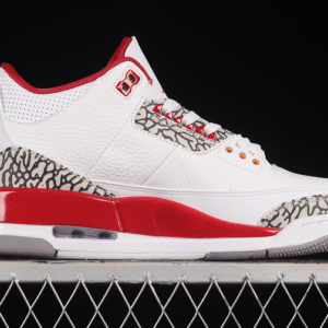 AIR JORDAN 3 RETRO WHITE∕LIGHT CURRY∕CARDINAL RED∕CEMEN