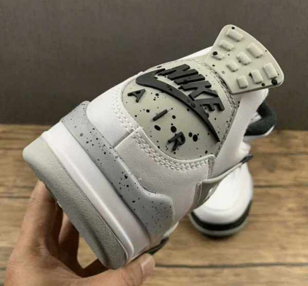 AIR JORDAN 4 RETRO OG WHITE CEMENT 2016 WHITE∕FIRE RED∕GREY - Image 8