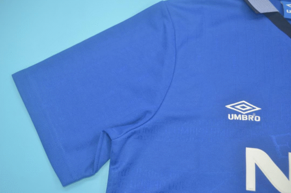 1995 Everton home retort jersey - Image 11