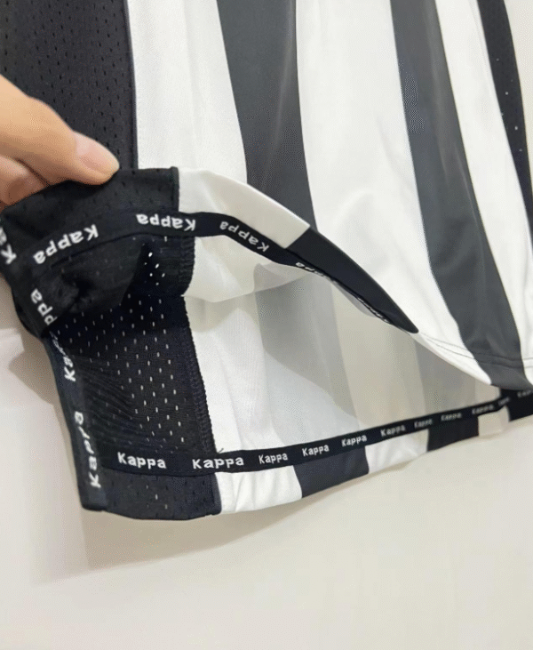 97/99 Juventus Home Soccer Jersey retort jersey - Image 4