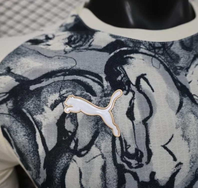 25/26 Player Version Manchester City White with Black Marble Abstract Art Pattern Jersey - Image 11