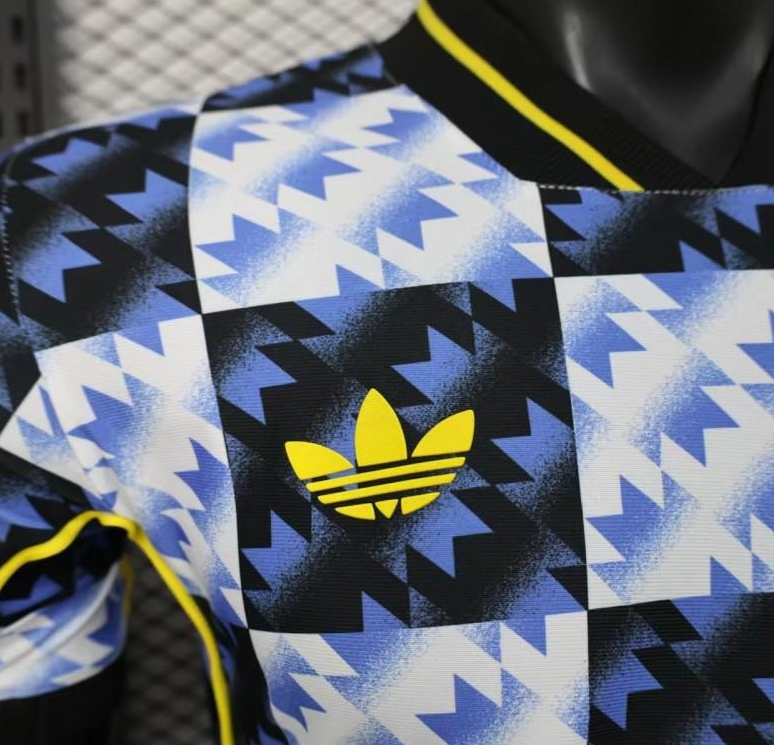 25/26 Player Version Manchester United Blue and Black with Checkerboard Houndstooth Pattern Jersey - Image 10