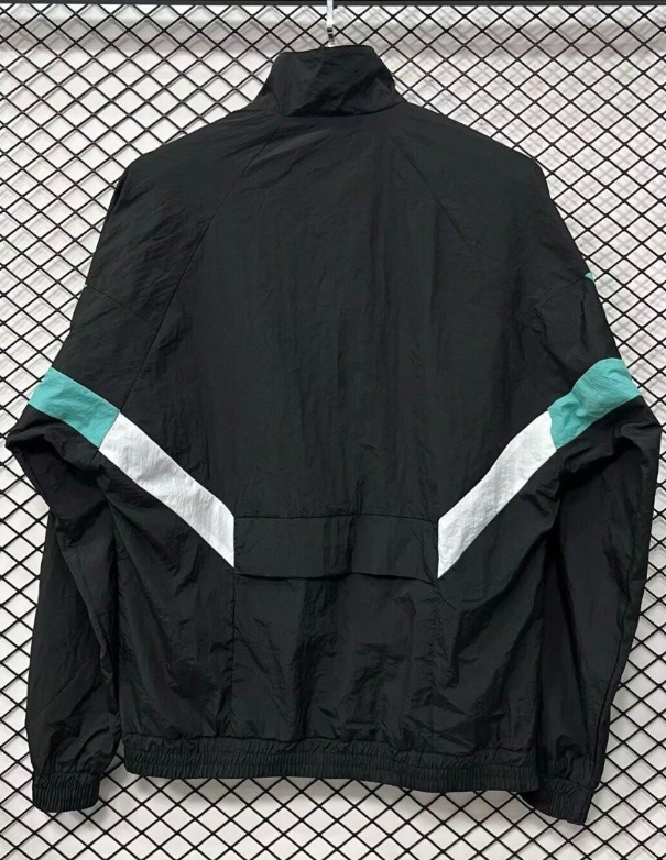 25/26 Newcastle United Black Full Zipper Windbreaker - Image 3