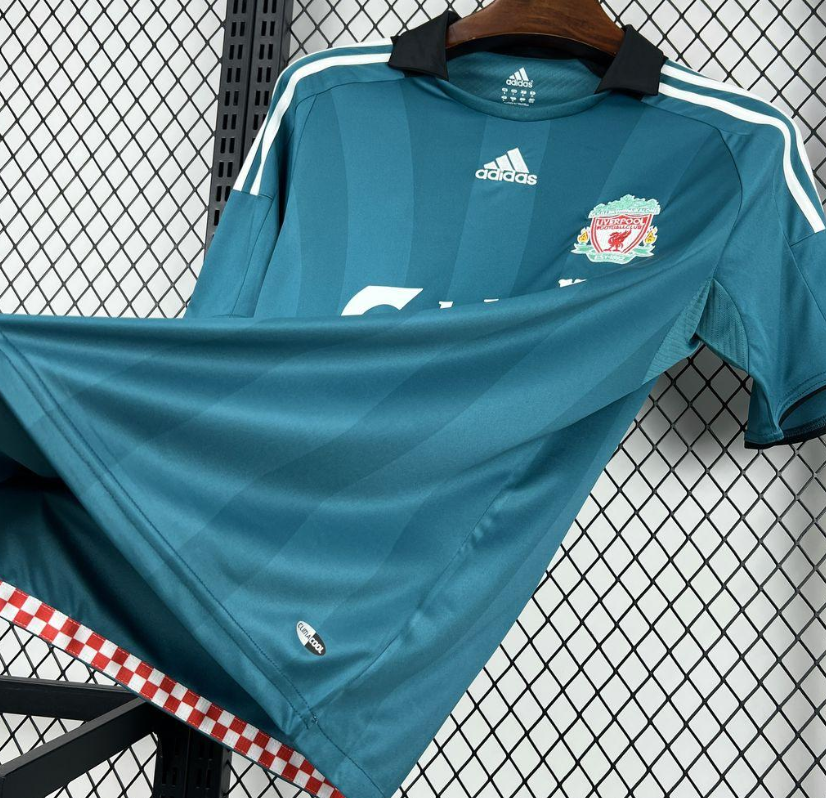 2008/09 Retro Liverpool Away Jersey - Image 5