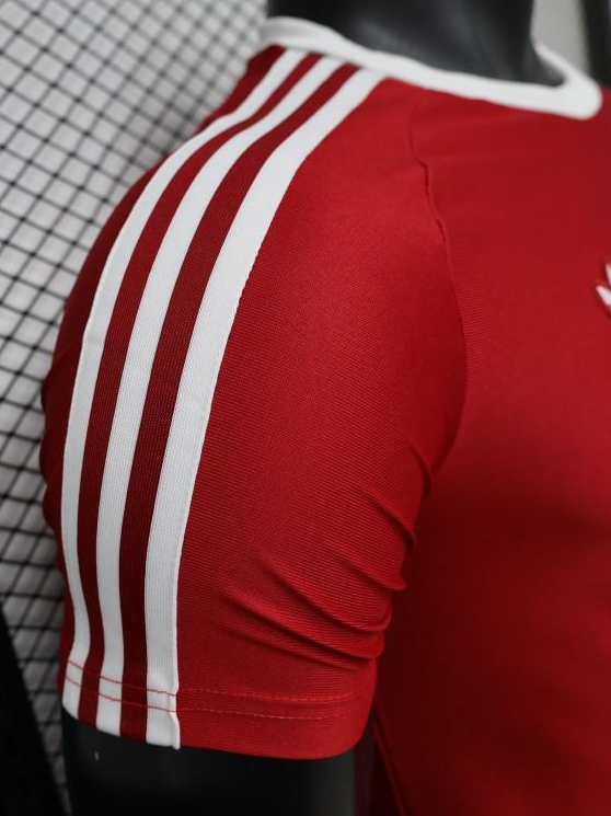 Player Version 26/27 Manchester United Red with White Three-Stripe Shoulders Jersey - Image 5