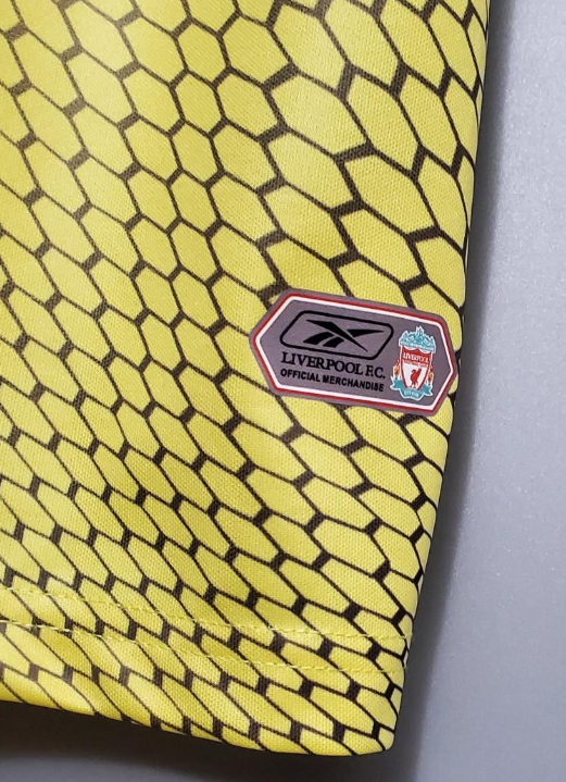 Retro 04/05 Liverpool away Soccer Jersey - Image 7