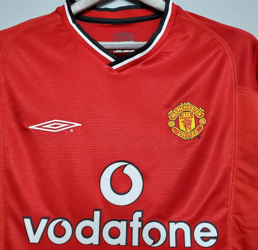 Retro 00/01 Manchester United home Soccer Jersey - Image 3