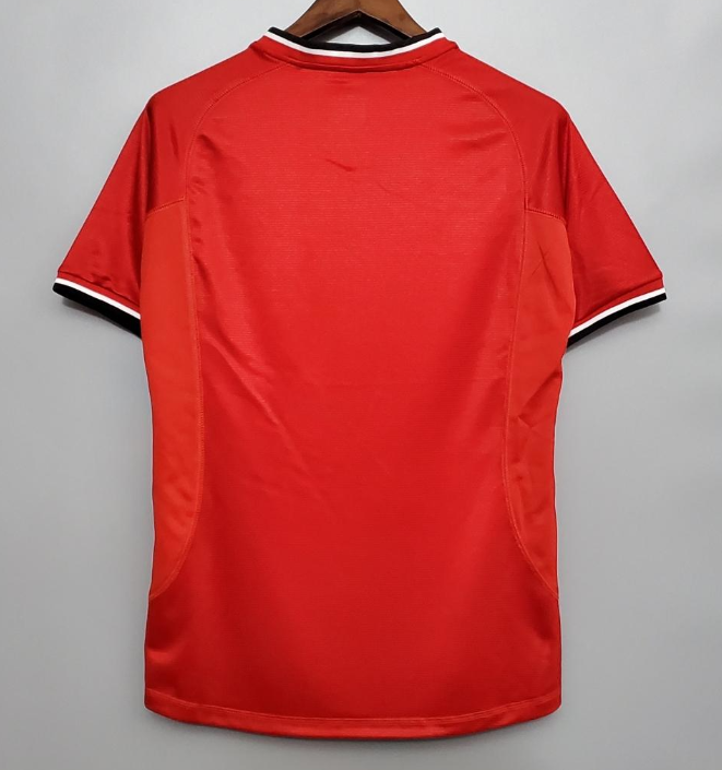 Retro 00/01 Manchester United home Soccer Jersey - Image 4