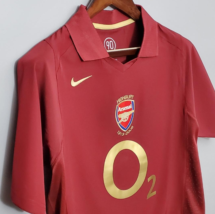 Retro 05/06 Arsenal home Soccer Jersey - Image 3