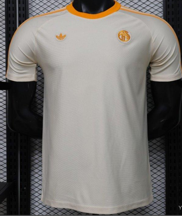 Player Version 26/27 Bayern Munich Cream White 1990 Vintage Remake Short Sleeve Jersey