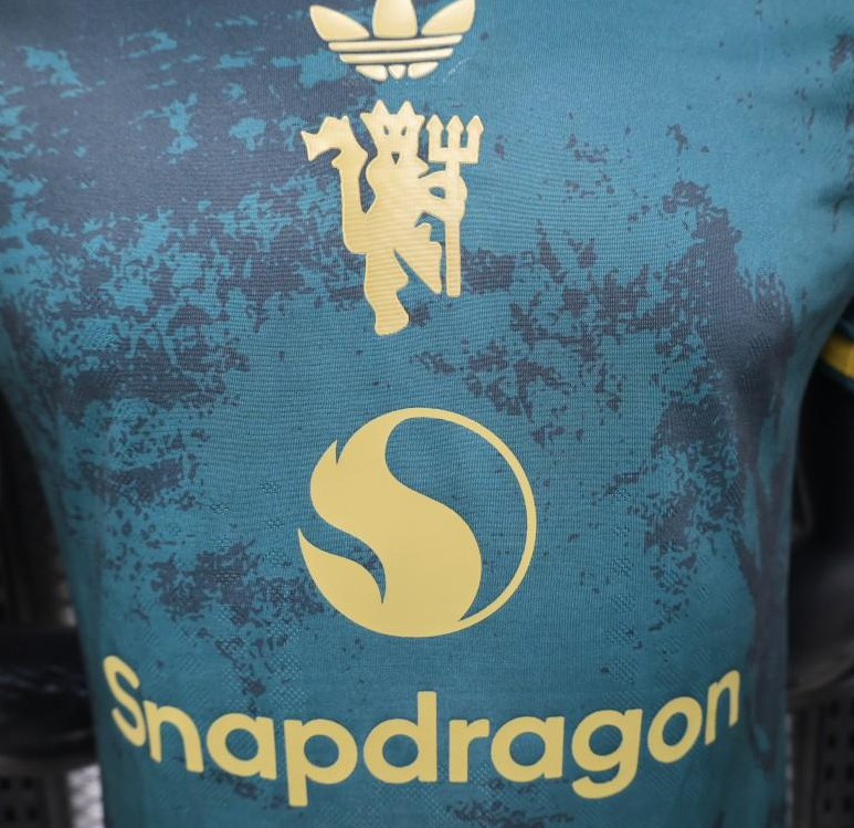 Player Version 26/27 Manchester United Teal & Gold Third Special Edition Jersey - Image 5