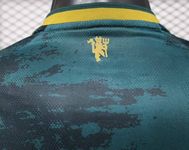 Player Version 26/27 Manchester United Teal & Gold Third Special Edition Jersey - Image 7