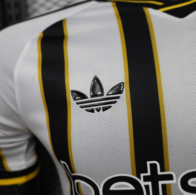 Player Version 26/27 Boca Juniors Away White & Black Vertical Stripes Special Edition Jersey - Image 6