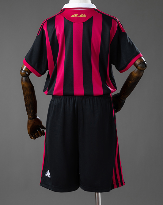 AC Milan 09/10 Home Retro Kids Kit Jersey - Image 2