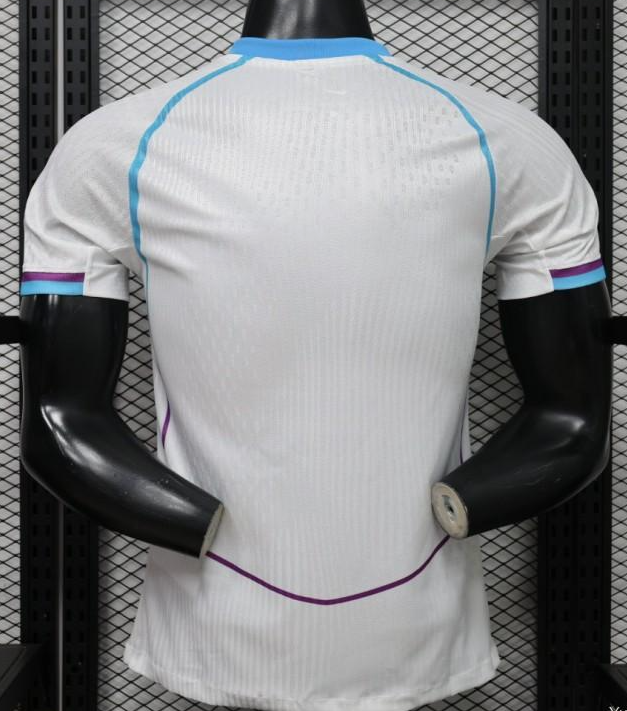 Player Version 26/27 FC Barcelona White Special Edition Away Jersey - Image 3