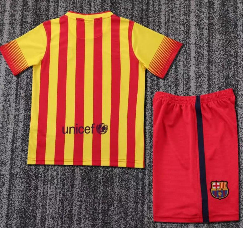 Retro Kids 13/14 FC Barcelona Away Jersey - Image 9