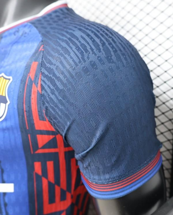 Player Version 26/27 FC Barcelona Special Edition Jersey - Image 10