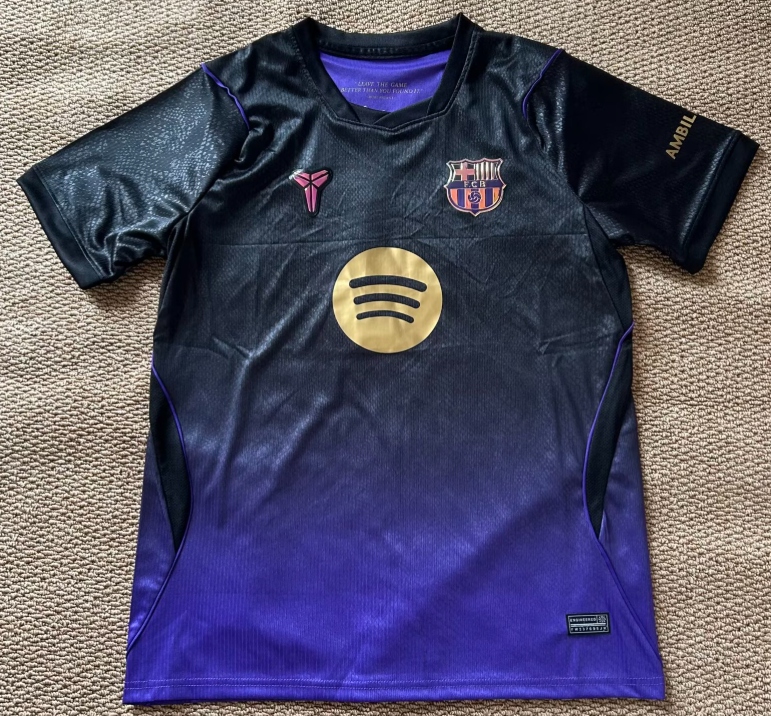 26/27 Barcelona away game - Image 2