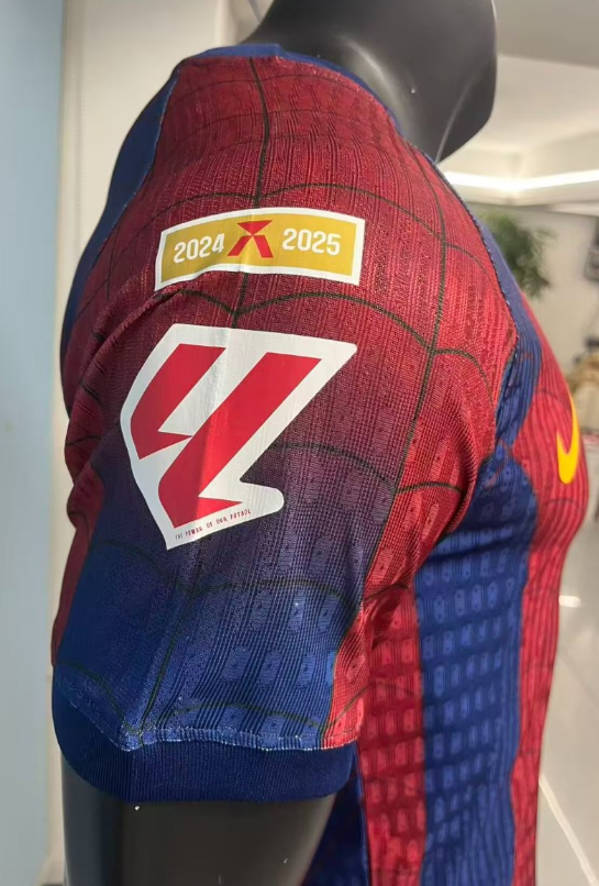 Player Version 26/27 FC Barcelona x Spider Man x Julian Alvarez Jersey - Image 3