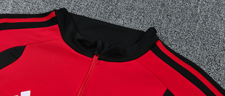 2627 Manchester United Training Suit - Red - Image 3