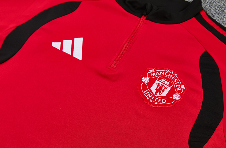 2627 Manchester United Training Suit - Red - Image 4