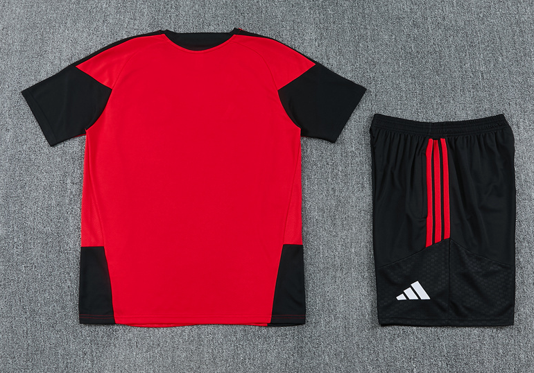 2627 Manchester United short-sleeved training set - Red - Image 2