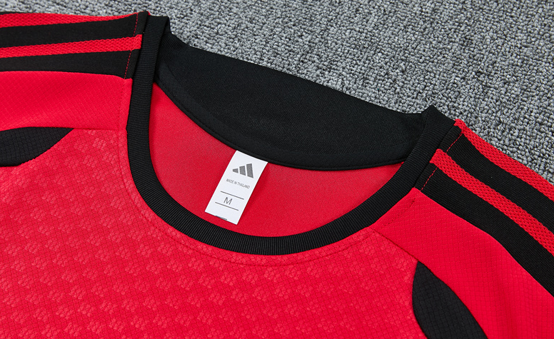 2627 Manchester United short-sleeved training set - Red - Image 3